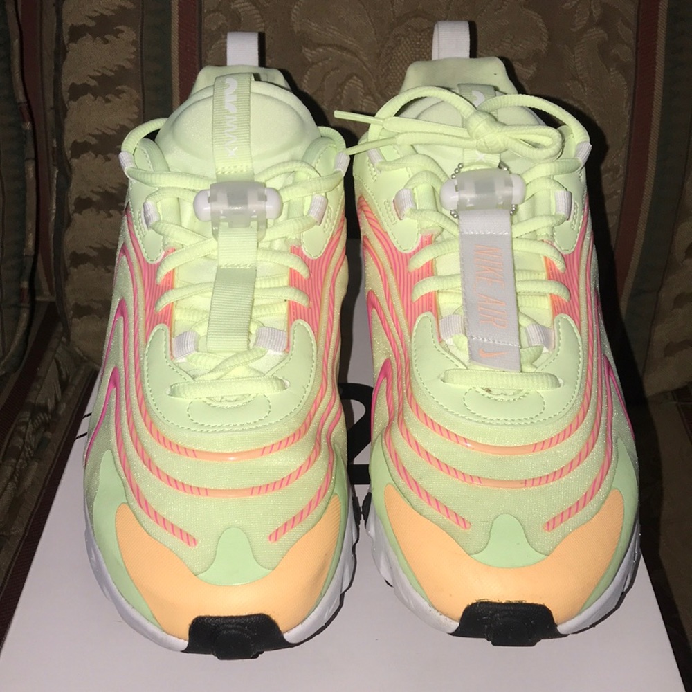 Air Max 270